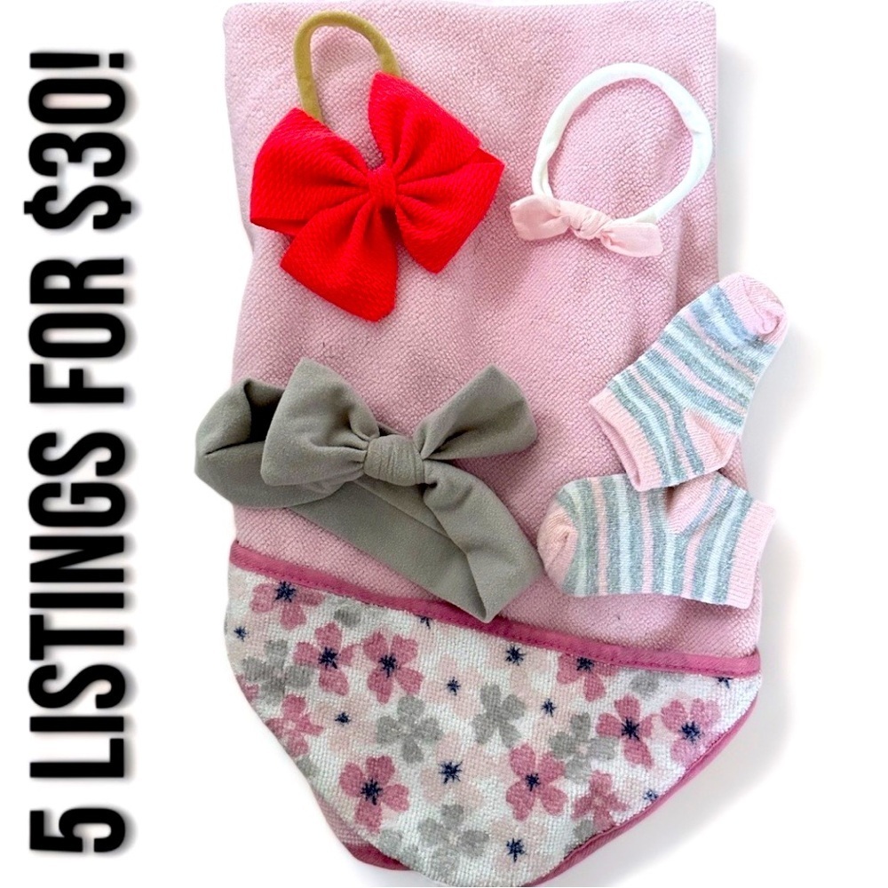 Baby girl floral bath towel, hair accessories bows & socks